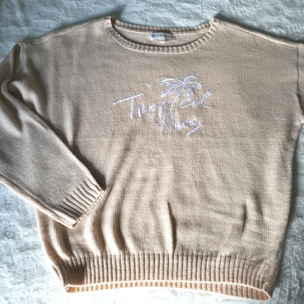 Beachly x Goldfish Kiss Tropical Vibes Embroidered Lightweight Sweater, Size L - Picture 8 of 13